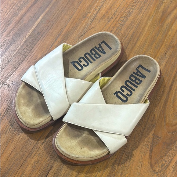 LABUCQ Slides - Picture 2 of 5